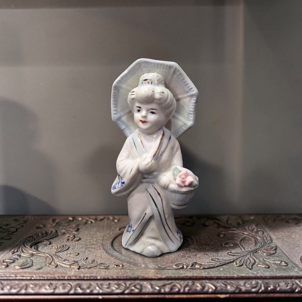 Lady Geisha With Umbrella Porcelain Figurine, Vintage 6" Japanese-Style Statue